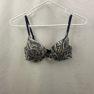 Victoria’s Secret Black White Rhinestone Lined Demi 34C Bra